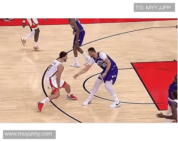 爵士与火箭季后赛首战精彩回顾与战术分析