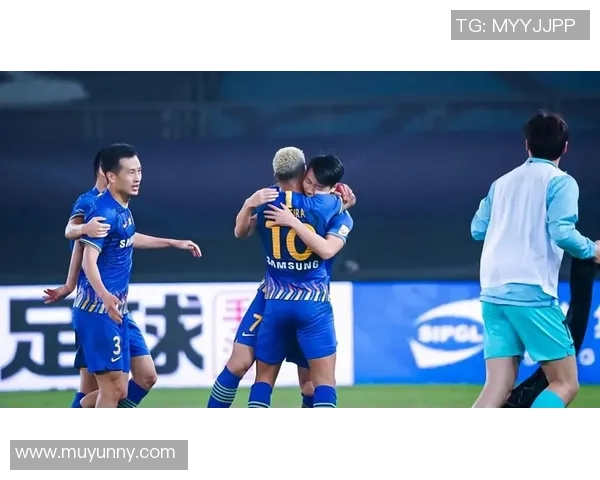 武汉卓尔迎战苏宁全力争胜力拼中超积分榜新高峰