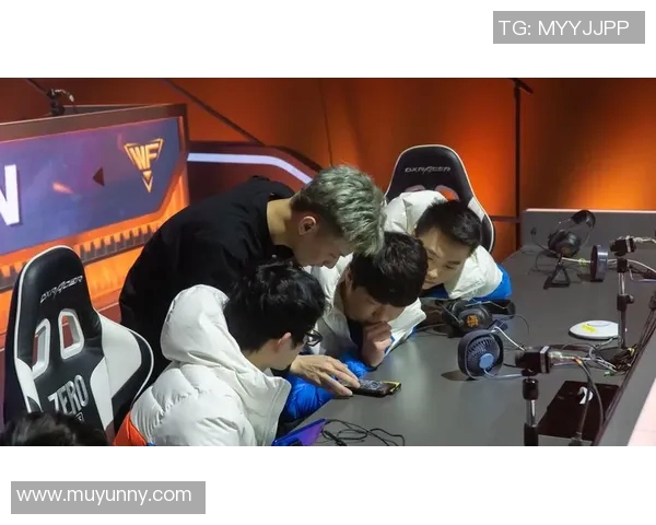 和平精英专题：深入解析WE战队在比赛中的快速反应与战术执行能力