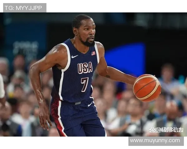 篮球明星在休赛期的轻松生活揭秘与摸鱼趣事分享