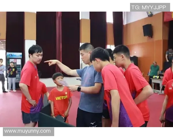 成都乒乓球队的阵地战揭秘：深度解析乒乓球技战术与团队协作